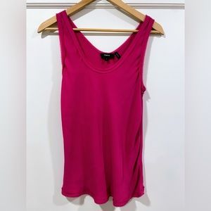 Theory Scoop Neck Tank Top Size S in Fuschia